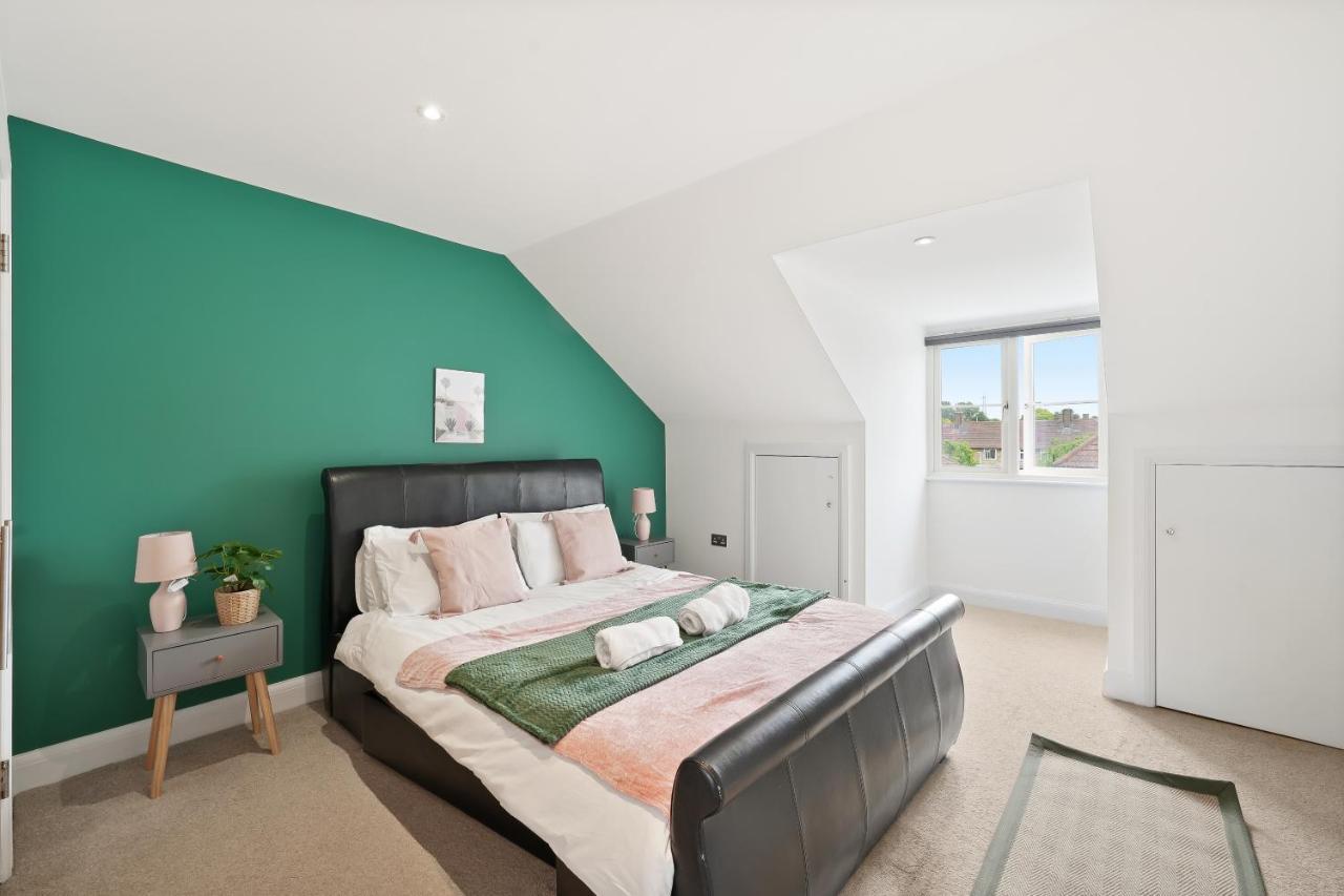 Lovely 4 Bed With Ensuite Free Wifi Off Street Parking In Sutton Morden  Ngoại thất bức ảnh